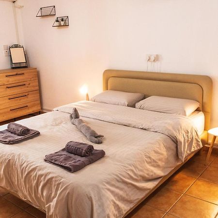 Albergue Nissus Urban Ayia Napa Exterior foto